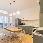 5-bedroom House In The Centre Of Lille. Penzion
