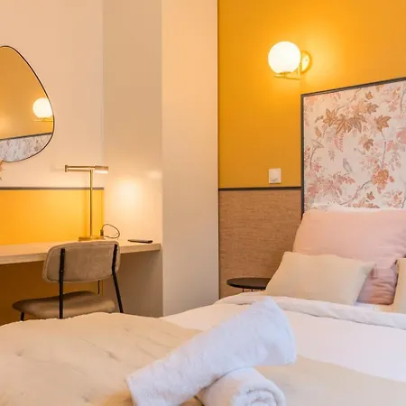 5-bedroom House In The Centre Of Lille. Pensión Lila