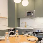 5-bedroom House In The Centre Of Lille. בית הארחה ליל