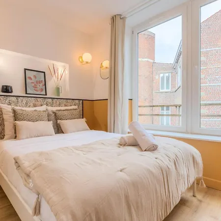 5-bedroom House In The Centre Of Lille. ליל
